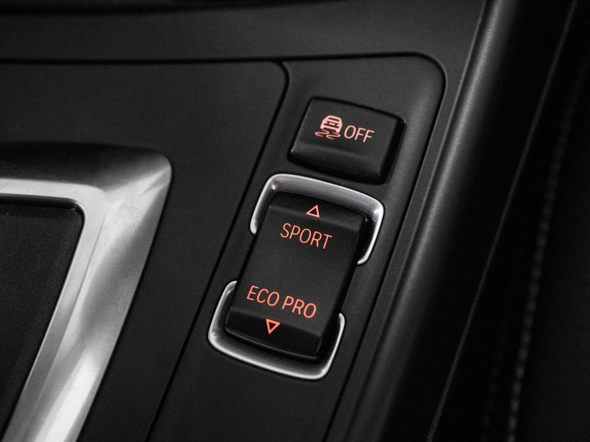BMW 1-Series 2013 - фото автомобиля