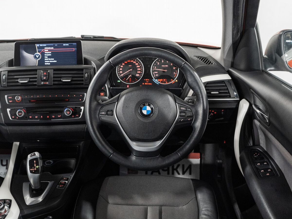 BMW 1-Series 2013 - фото автомобиля