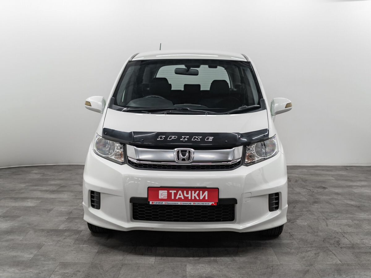 Honda Freed Spike 2014 - фото автомобиля