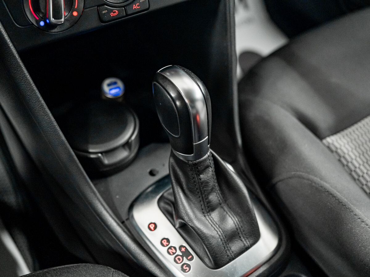 Volkswagen Polo 2014 - фото автомобиля