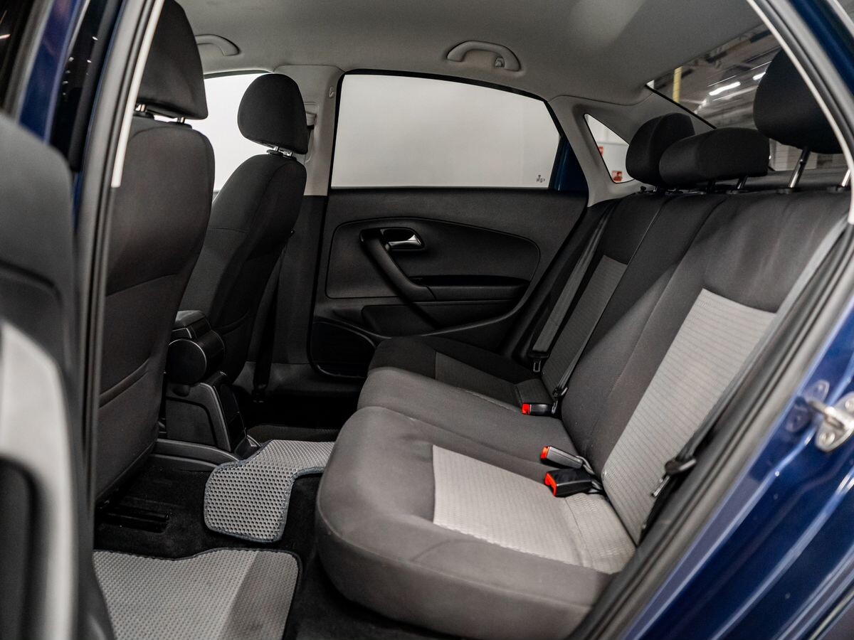 Volkswagen Polo 2014 - фото автомобиля