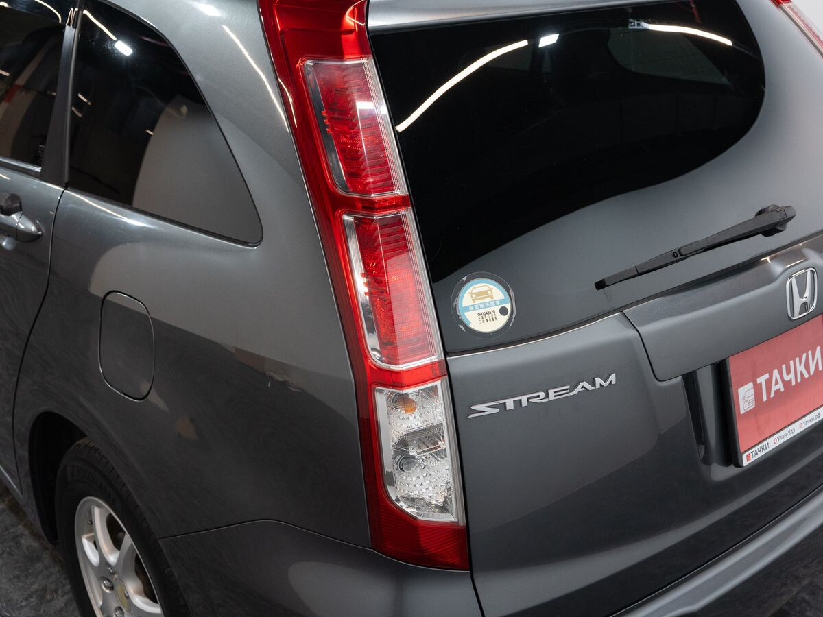 Honda Stream 2009 - фото автомобиля
