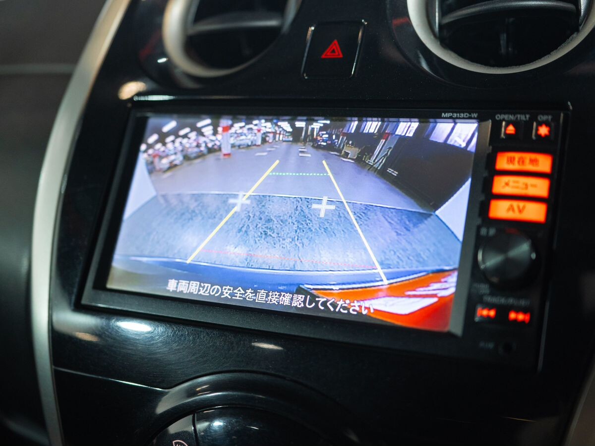 Nissan Note 2014 - фото автомобиля