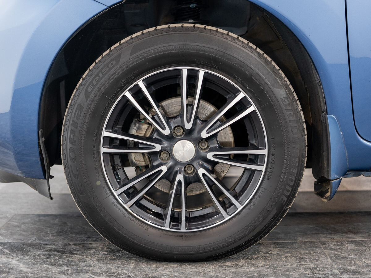 Nissan Note 2014 - фото автомобиля