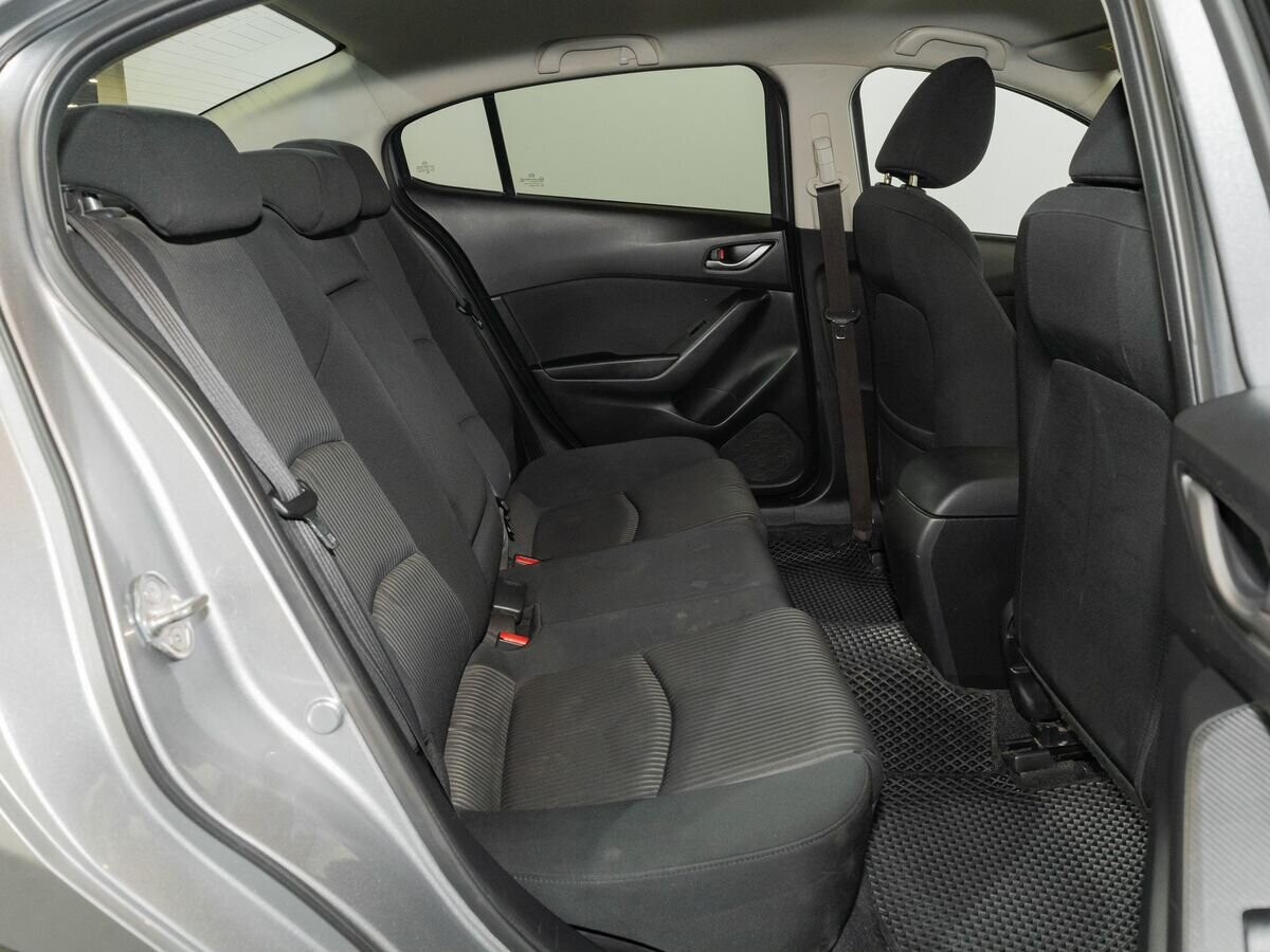 Mazda Axela 2015 - фото автомобиля