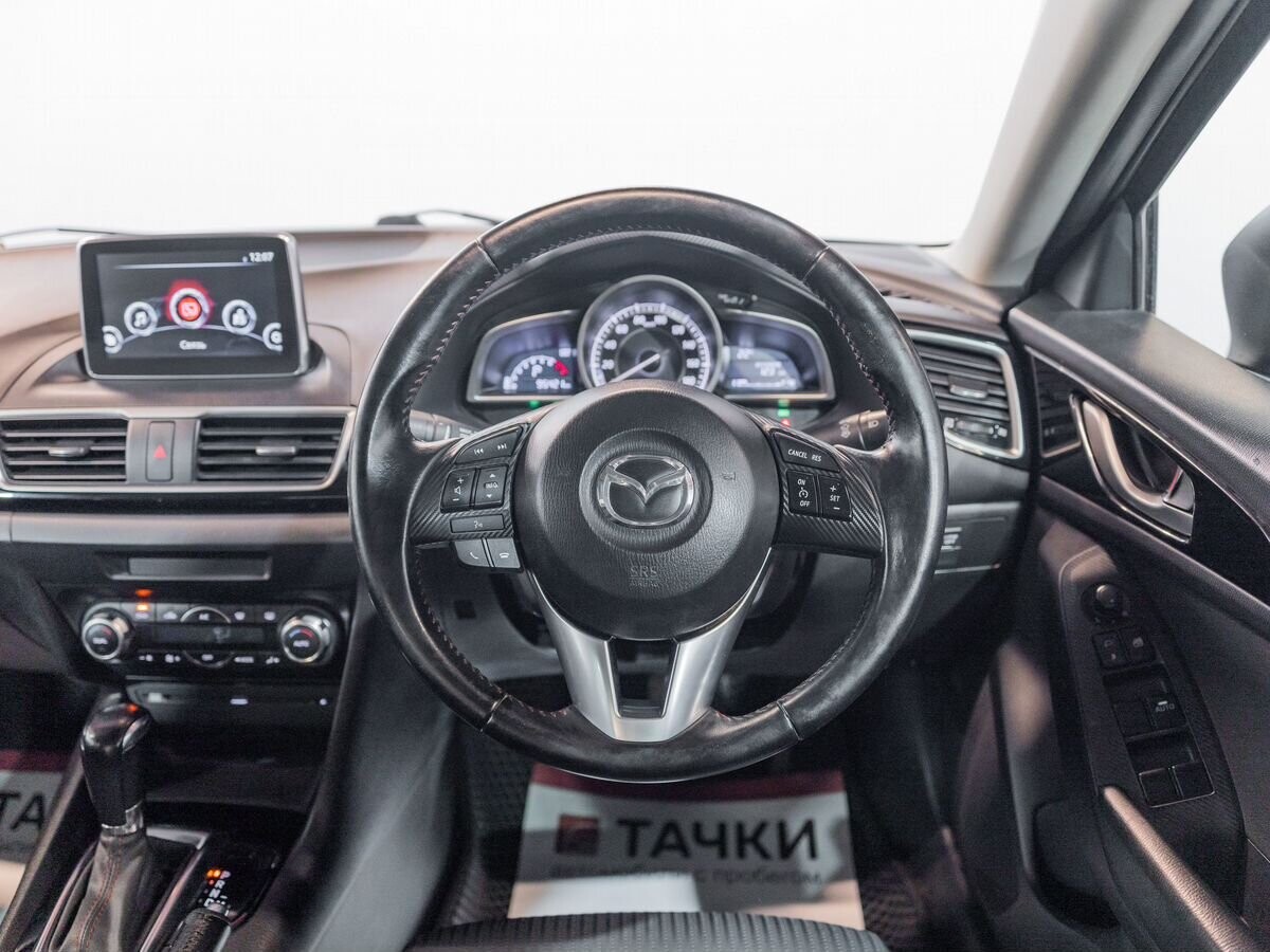 Mazda Axela 2015 - фото автомобиля