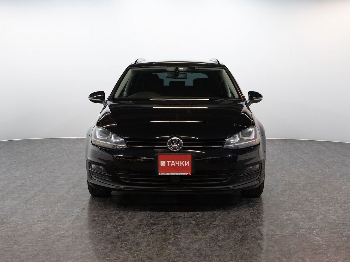 Volkswagen Golf 2013 - фото автомобиля