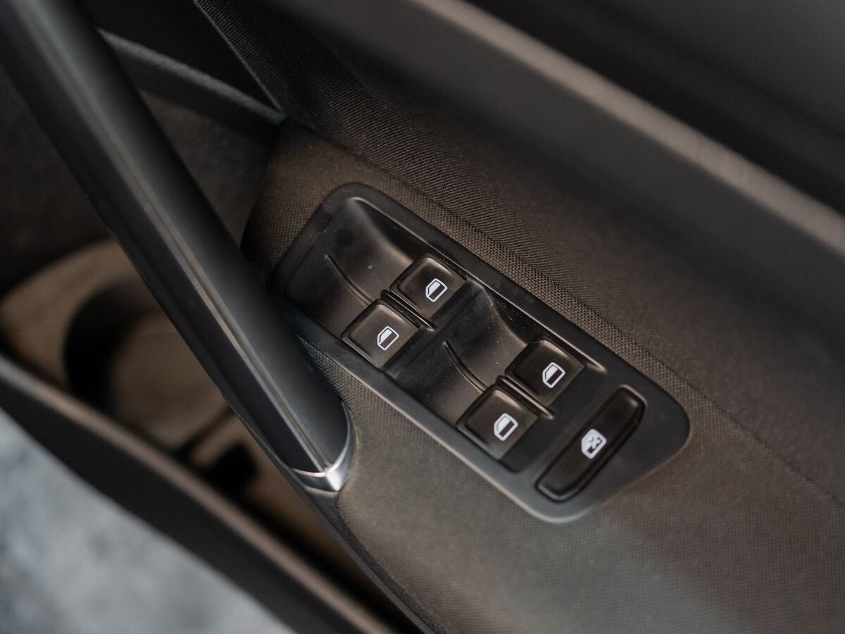 Volkswagen Golf 2013 - фото автомобиля