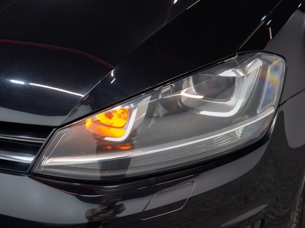 Volkswagen Golf 2013 - фото автомобиля