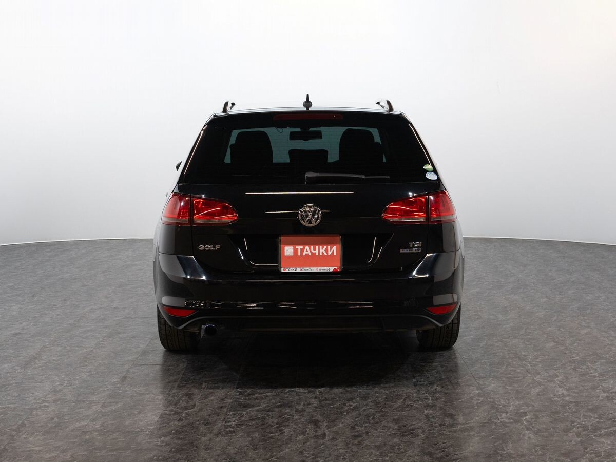 Volkswagen Golf 2013 - фото автомобиля