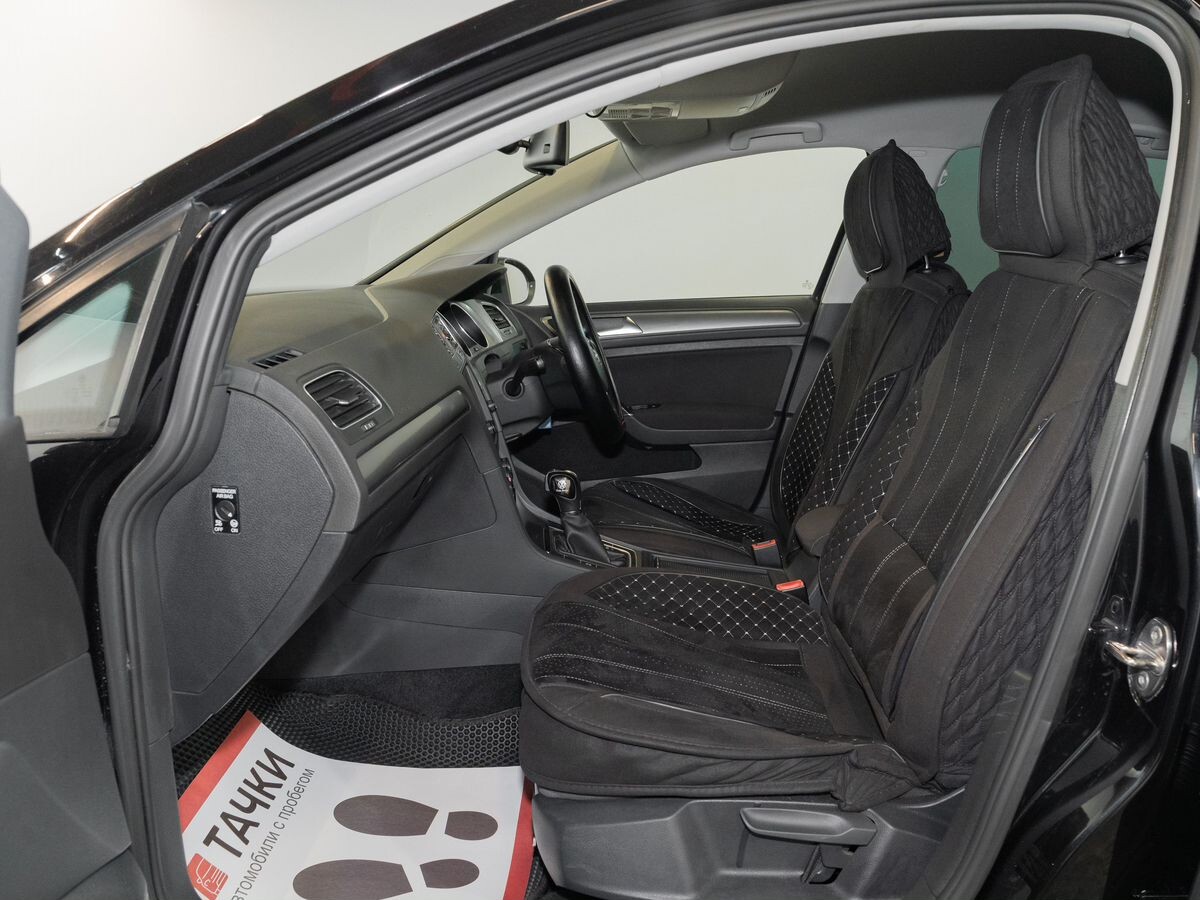 Volkswagen Golf 2013 - фото автомобиля