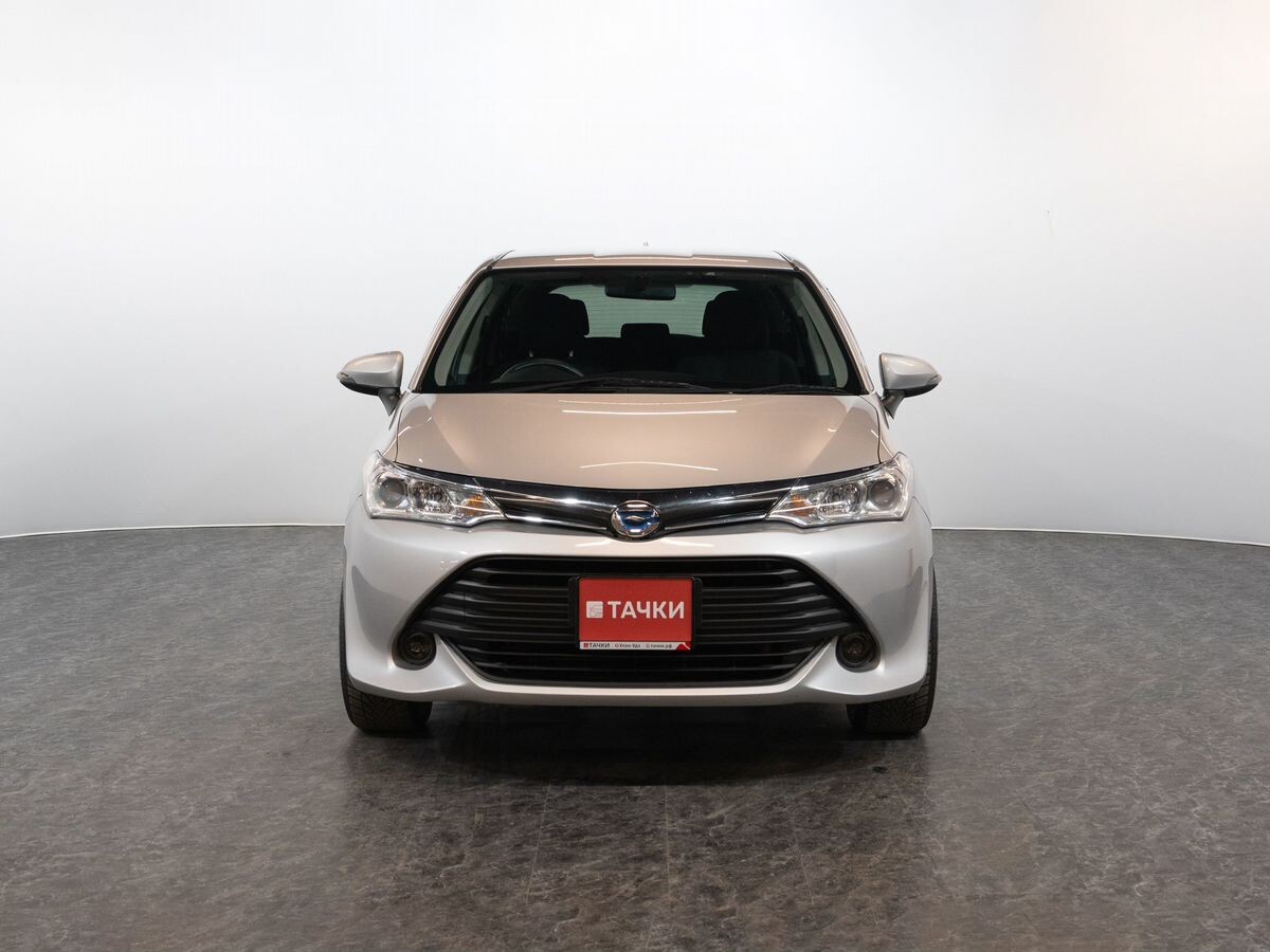 Toyota Corolla Fielder 2015 - фото автомобиля