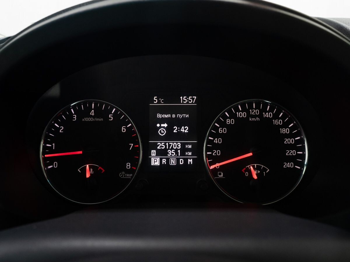 Nissan X-Trail 2012 - фото автомобиля