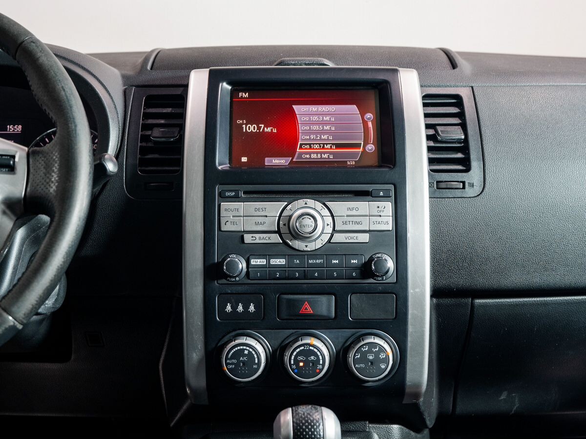 Nissan X-Trail 2012 - фото автомобиля