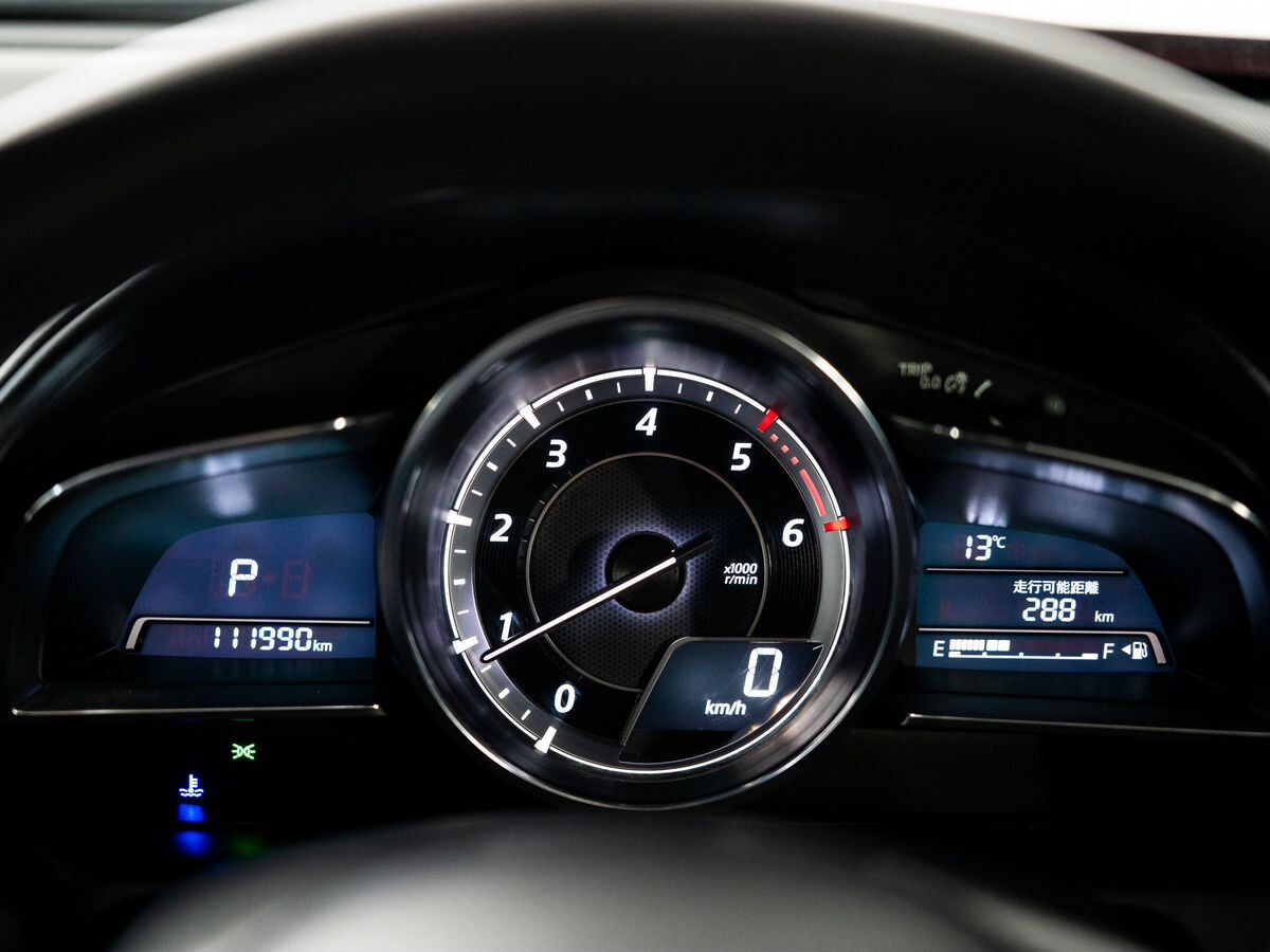 Mazda CX-3 2015 - фото автомобиля