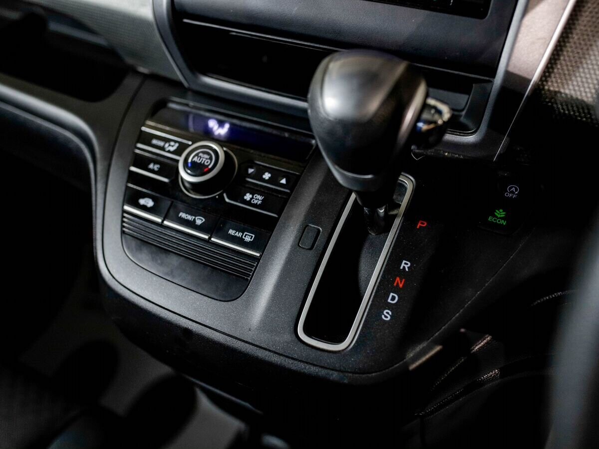 Honda Freed+ 2018 - фото автомобиля