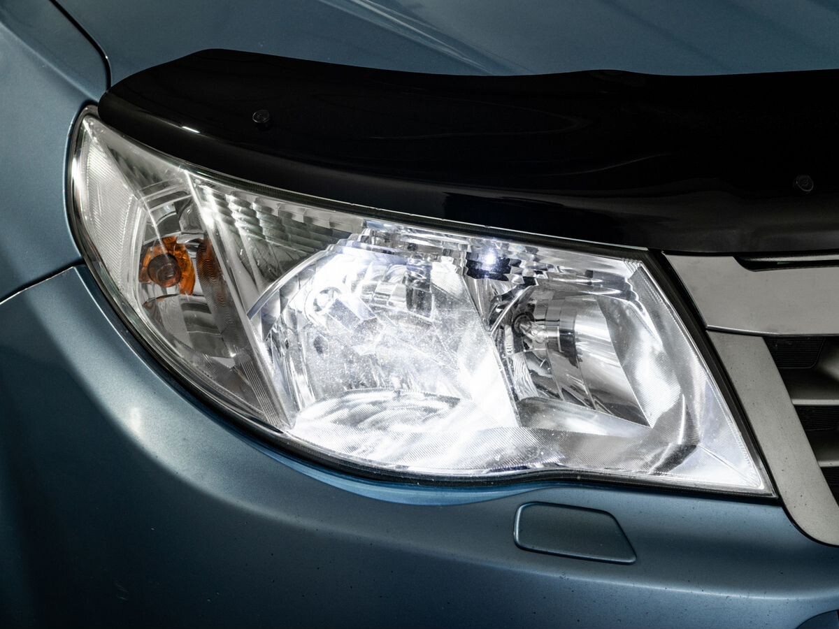 Subaru Forester 2011 - фото автомобиля