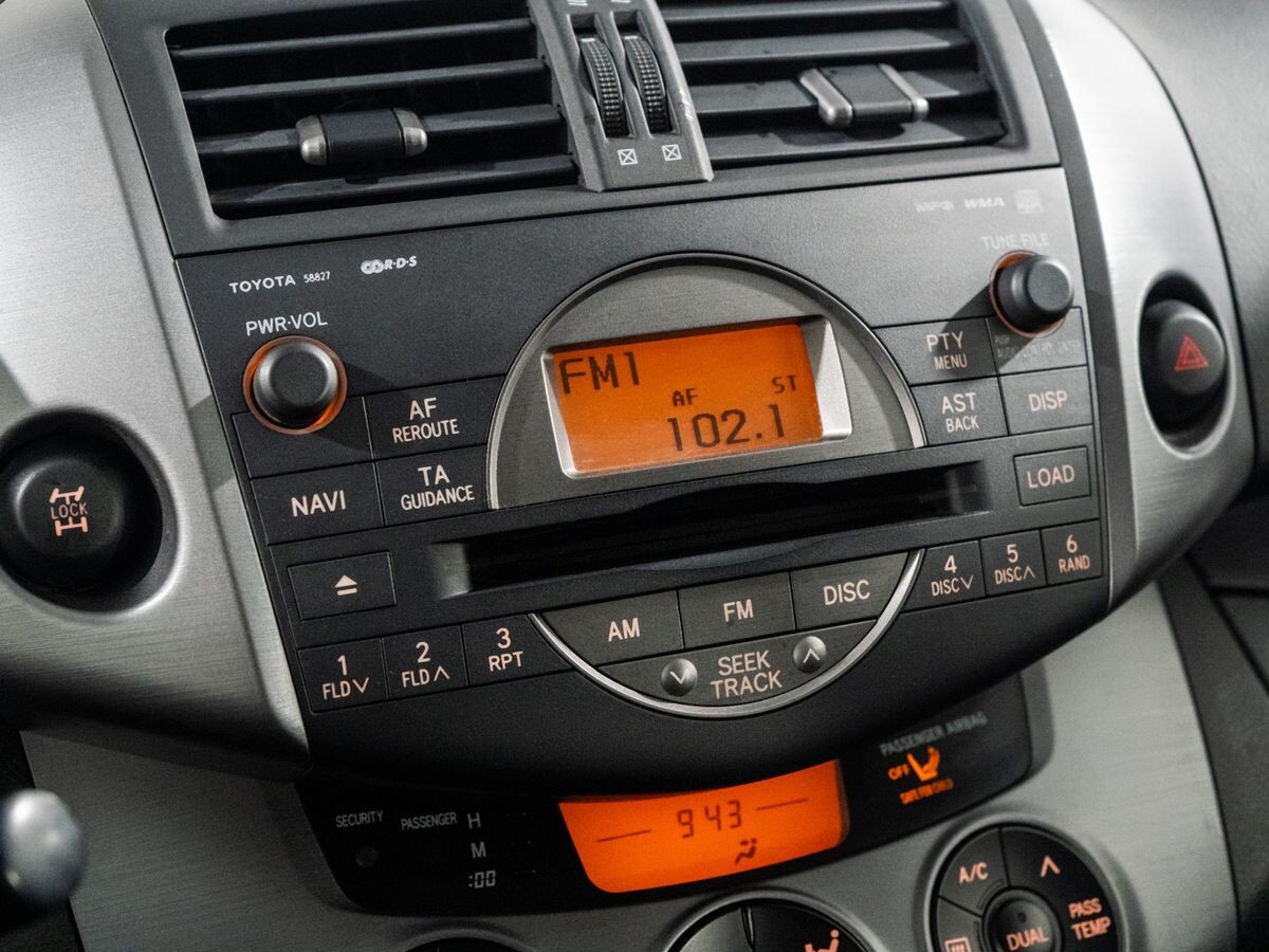 Toyota RAV4 2006 - фото автомобиля