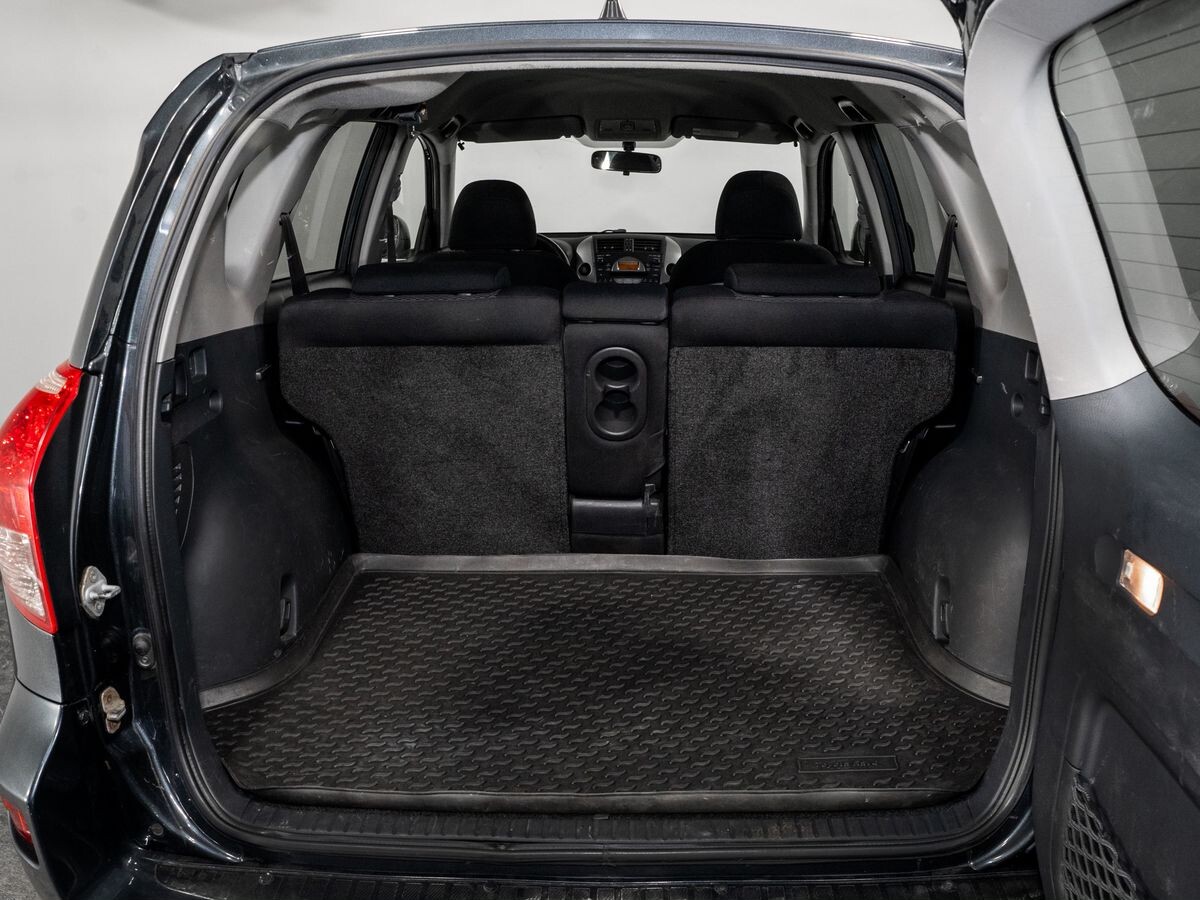 Toyota RAV4 2006 - фото автомобиля