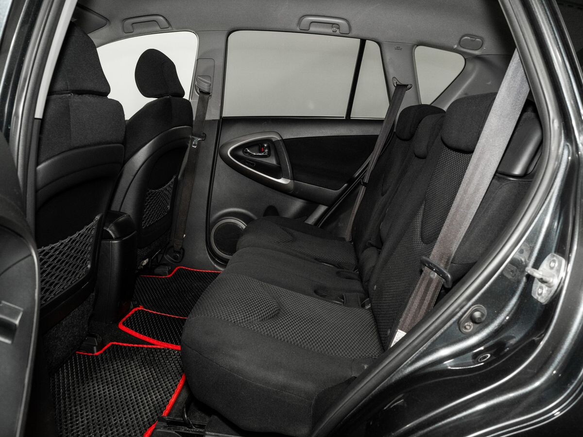 Toyota RAV4 2006 - фото автомобиля