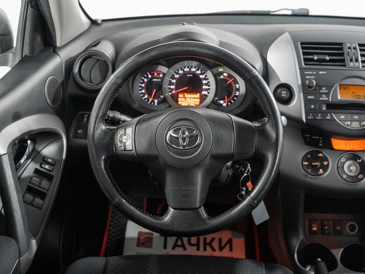 Toyota RAV4 2006 - фото автомобиля