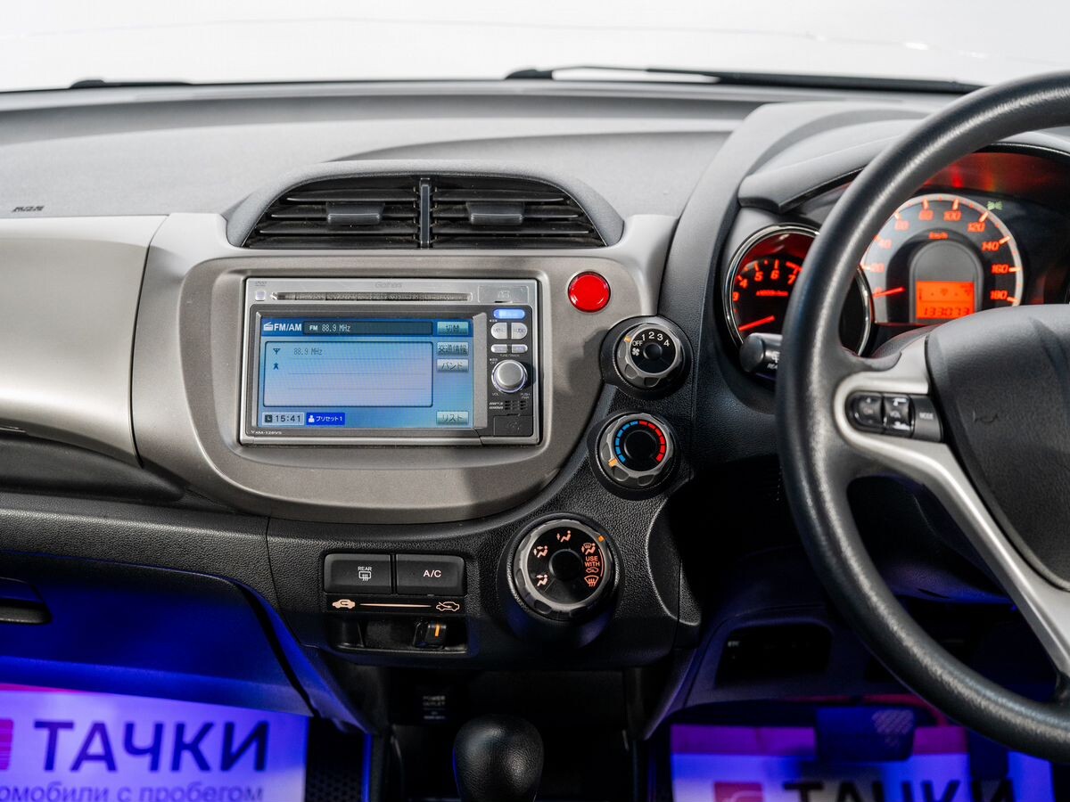 Honda Fit 2012 - фото автомобиля