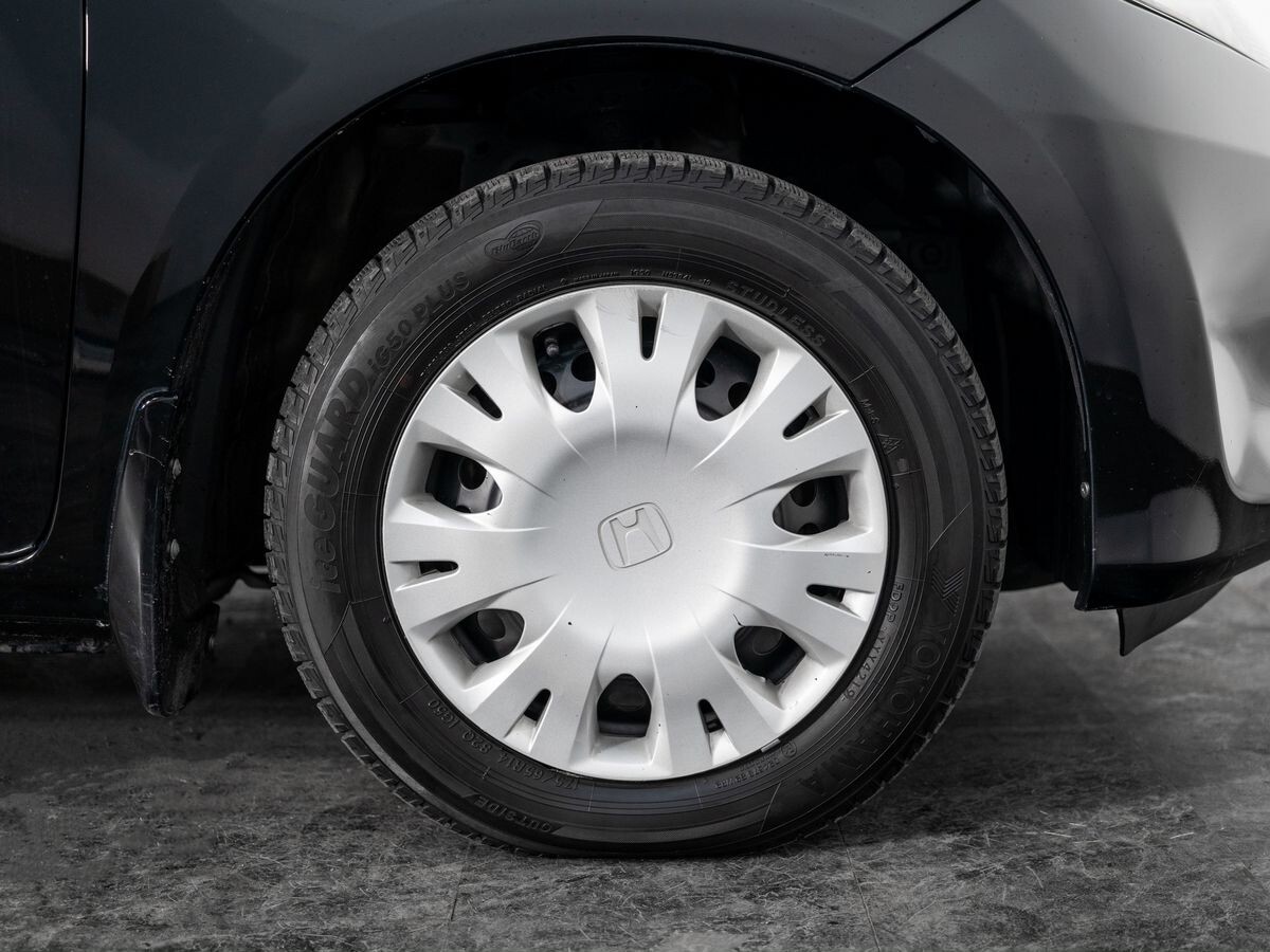Honda Fit 2012 - фото автомобиля