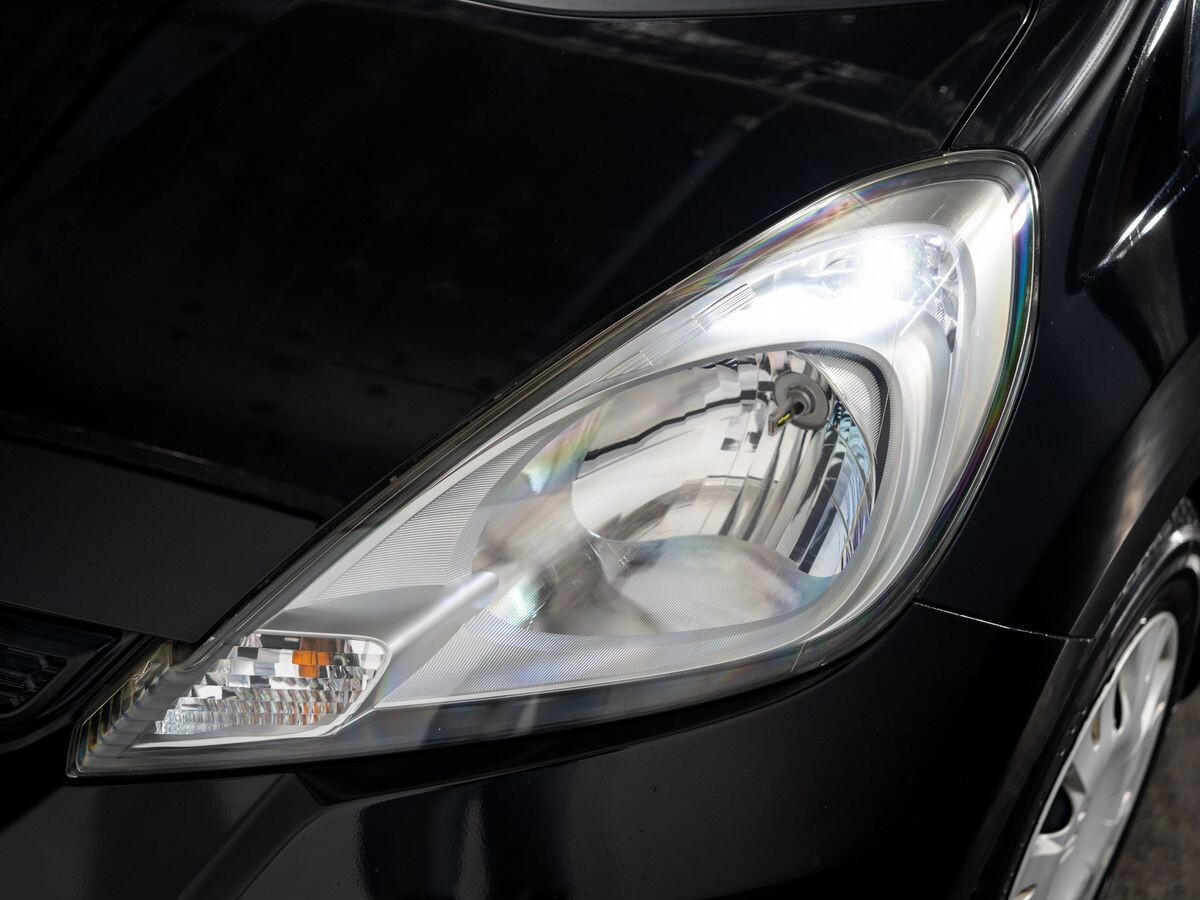 Honda Fit 2012 - фото автомобиля
