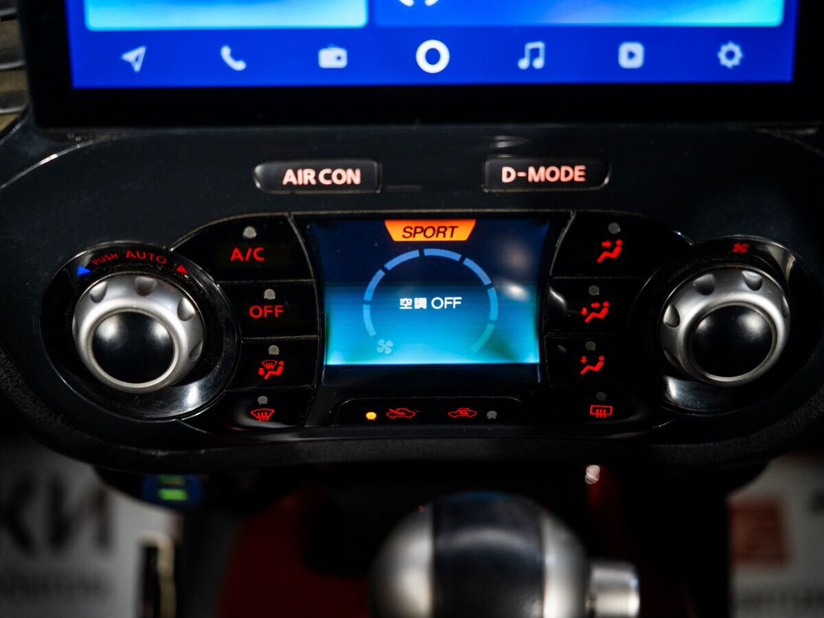 Nissan Juke 2012 - фото автомобиля