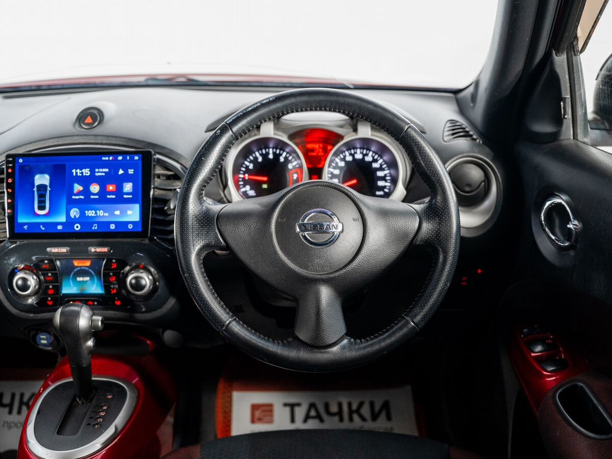 Nissan Juke 2012 - фото автомобиля
