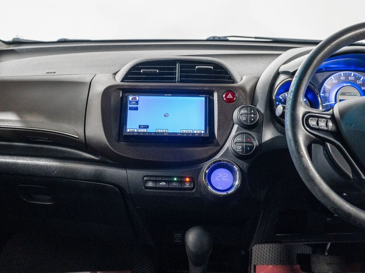 Honda Fit Shuttle 2011 - фото автомобиля
