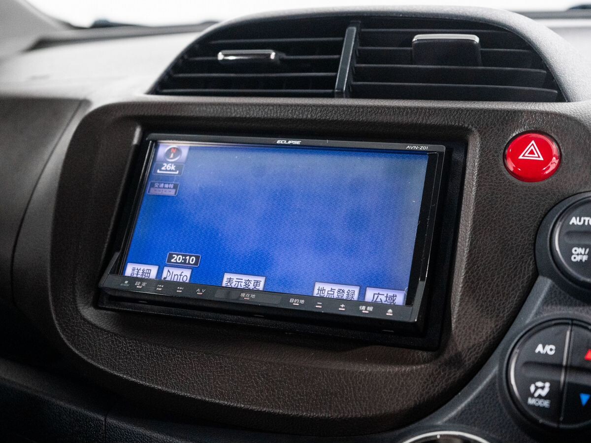 Honda Fit Shuttle 2011 - фото автомобиля