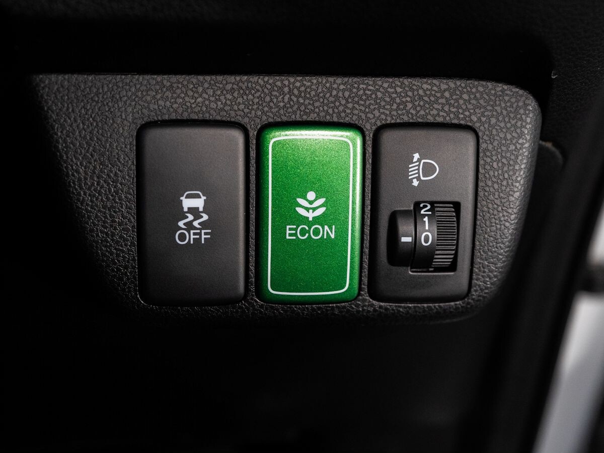 Honda Fit Shuttle 2011 - фото автомобиля