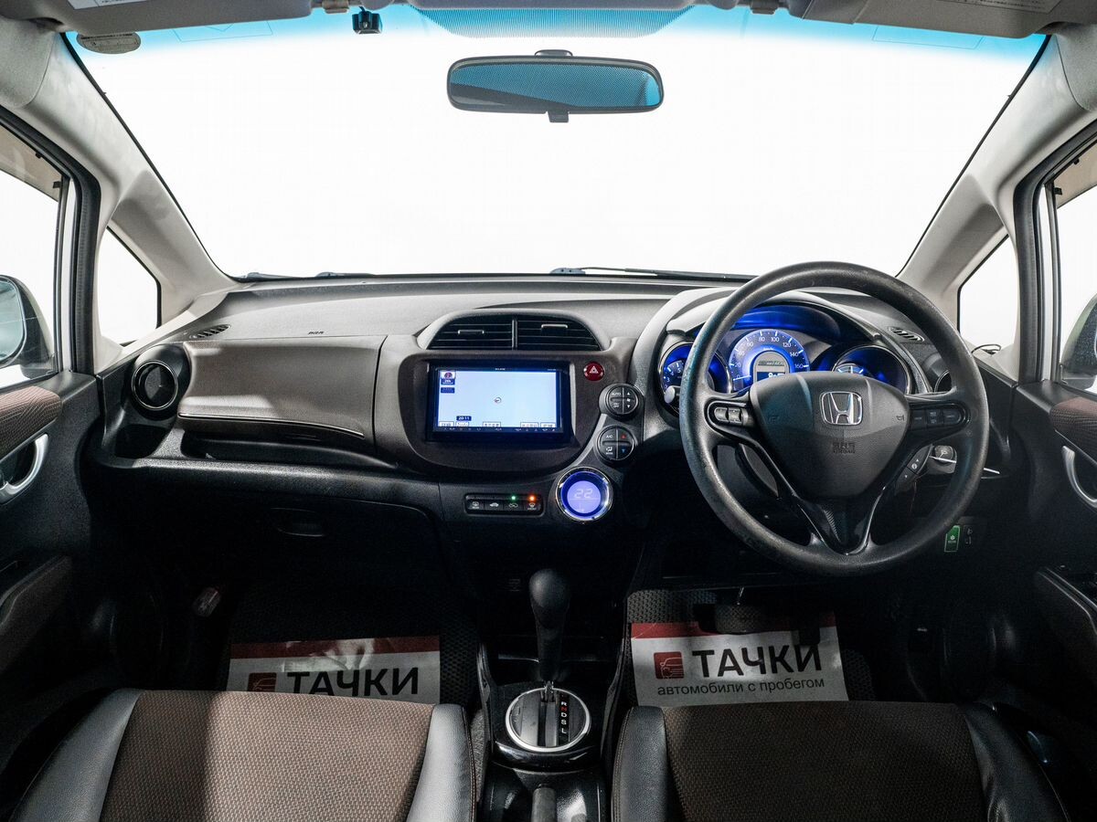 Honda Fit Shuttle 2011 - фото автомобиля