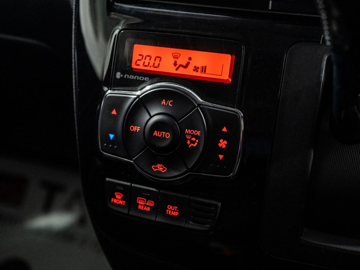 Suzuki Solio 2017 - фото автомобиля