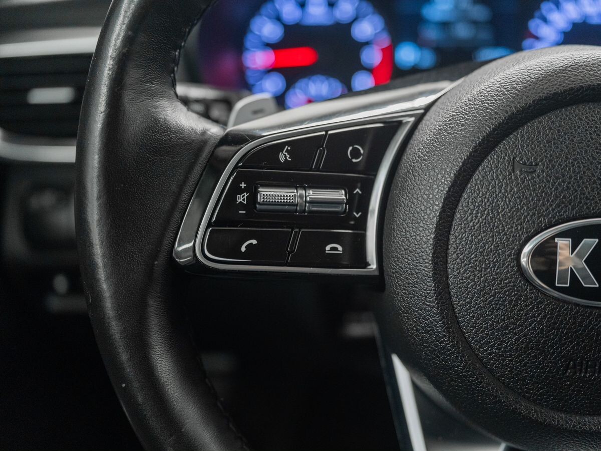 Kia Optima 2020 - фото автомобиля