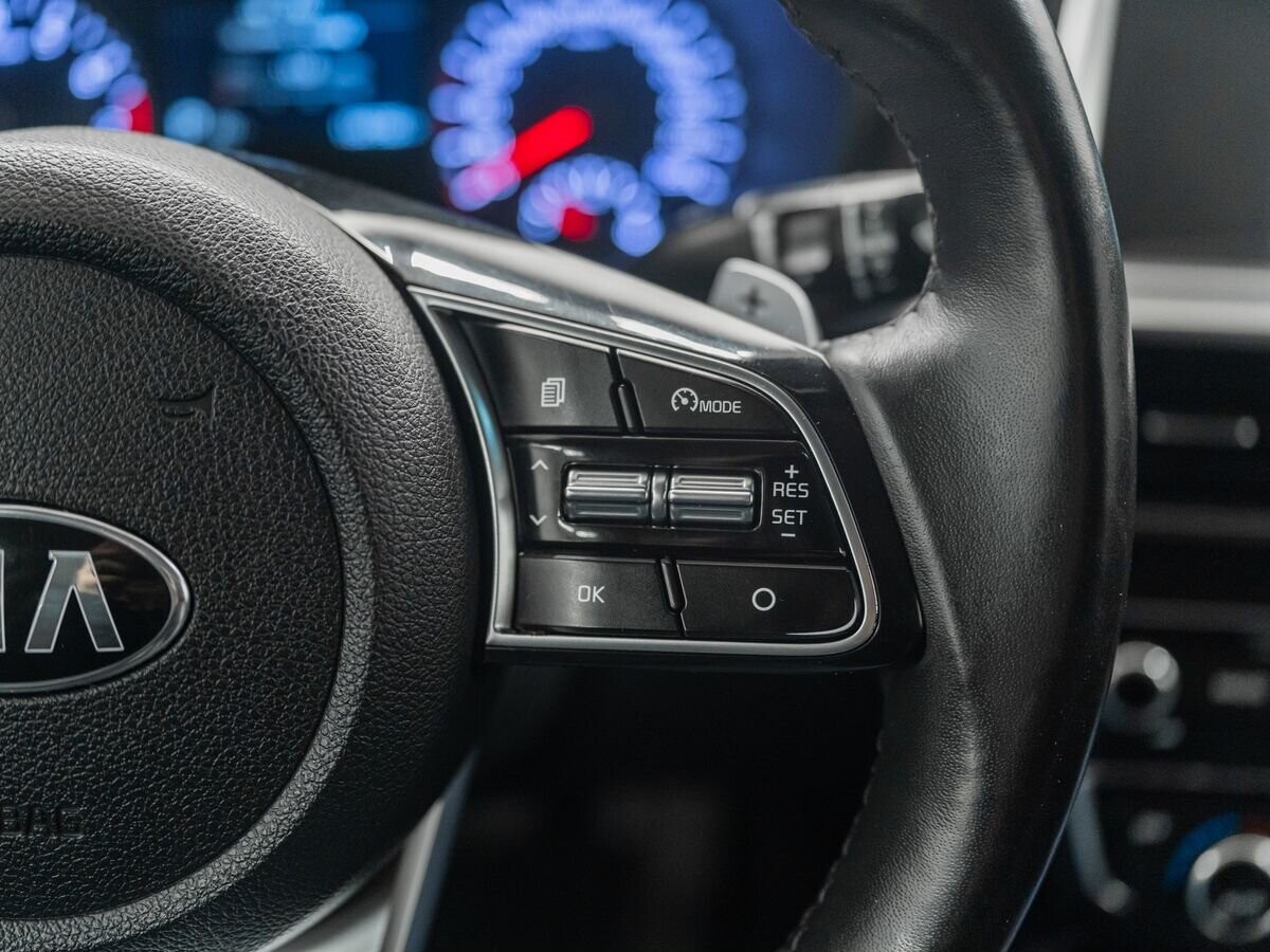 Kia Optima 2020 - фото автомобиля