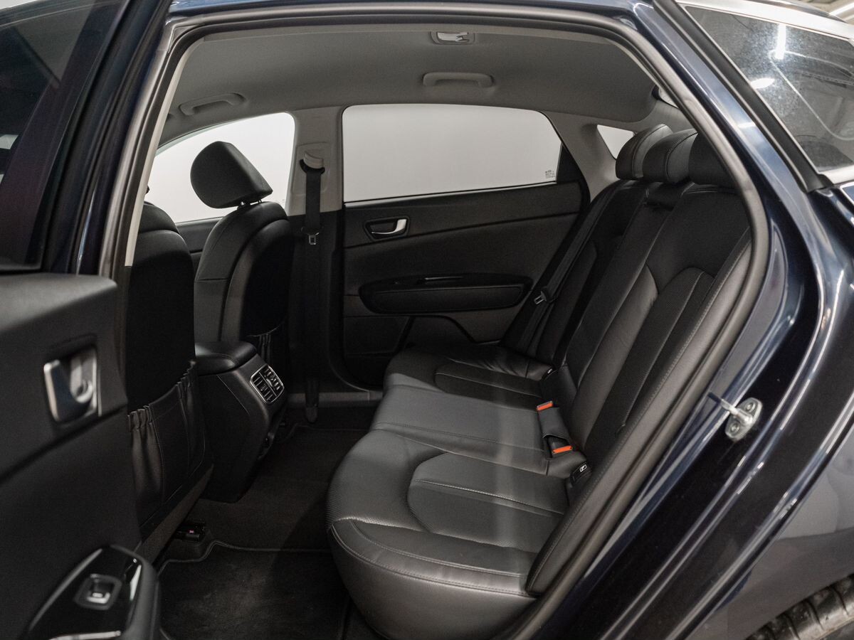 Kia Optima 2020 - фото автомобиля