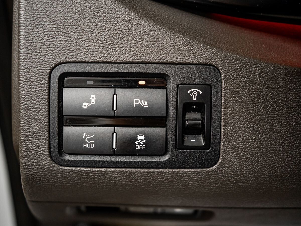 Kia Quoris 2013 - фото автомобиля
