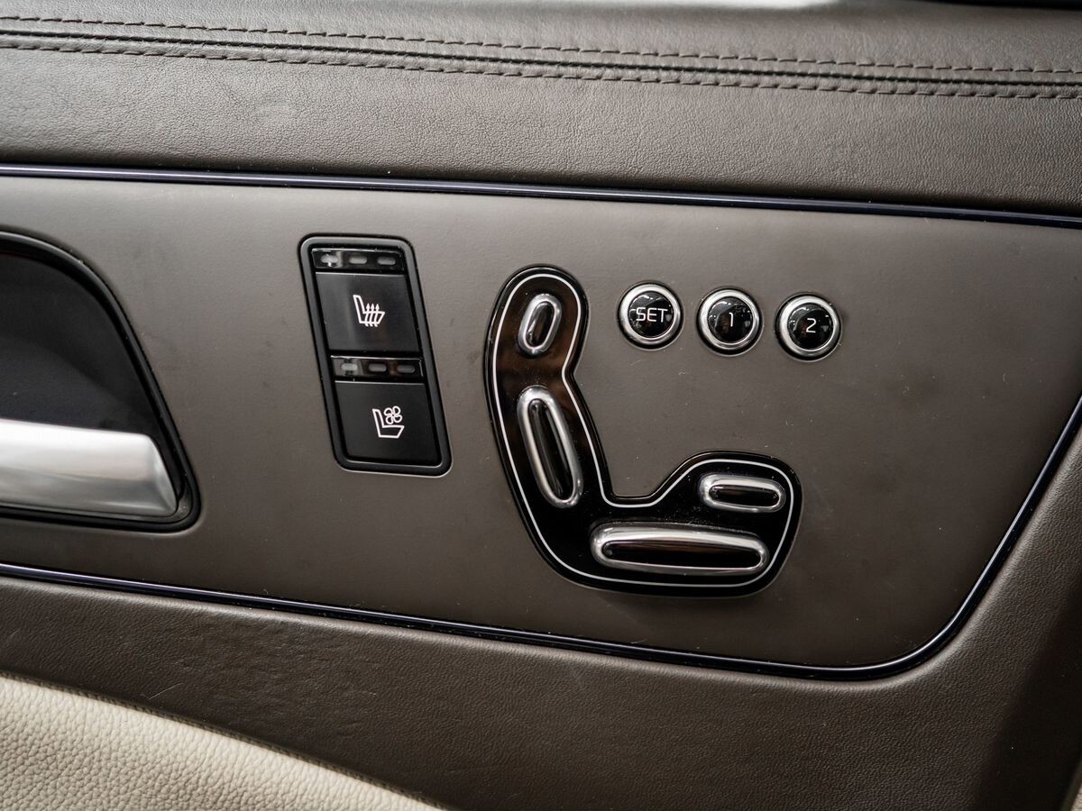 Kia Quoris 2013 - фото автомобиля