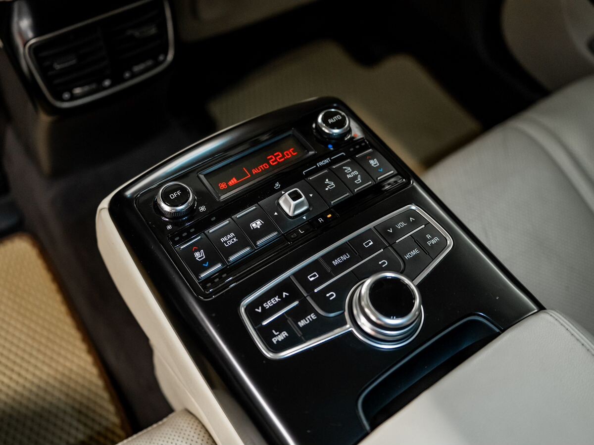 Kia Quoris 2013 - фото автомобиля