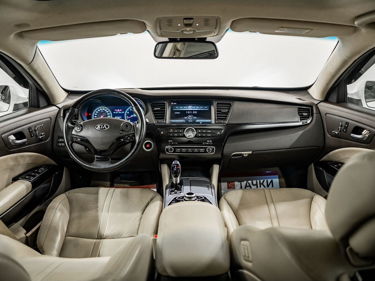 Kia Quoris 2013 - фото автомобиля
