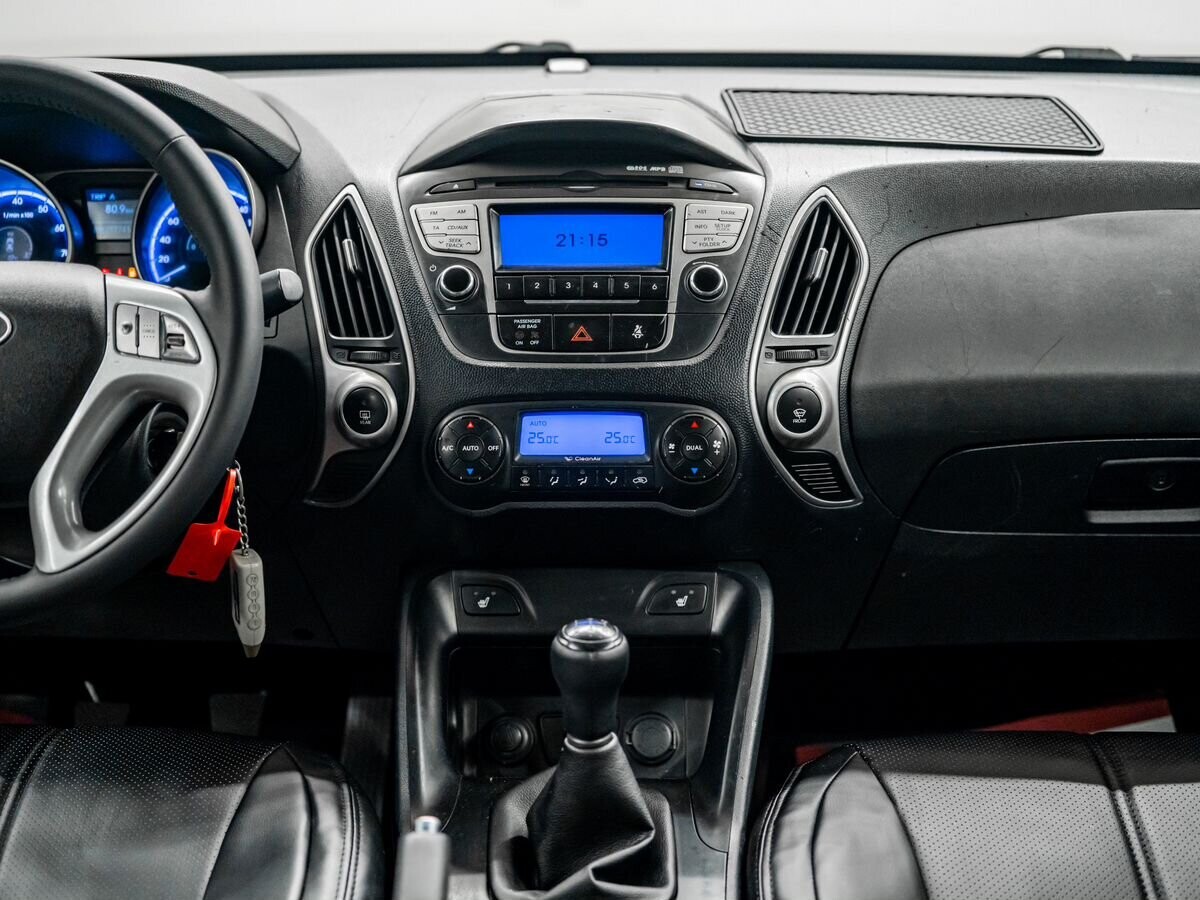 Hyundai ix35 2010 - фото автомобиля