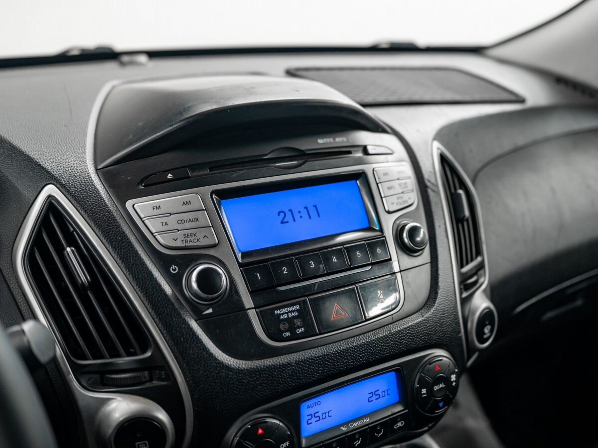 Hyundai ix35 2010 - фото автомобиля