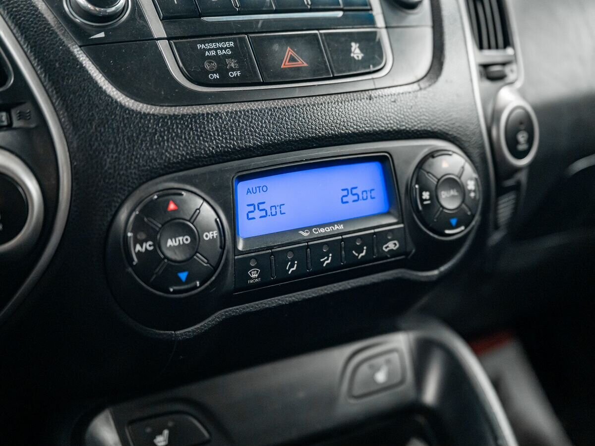 Hyundai ix35 2010 - фото автомобиля