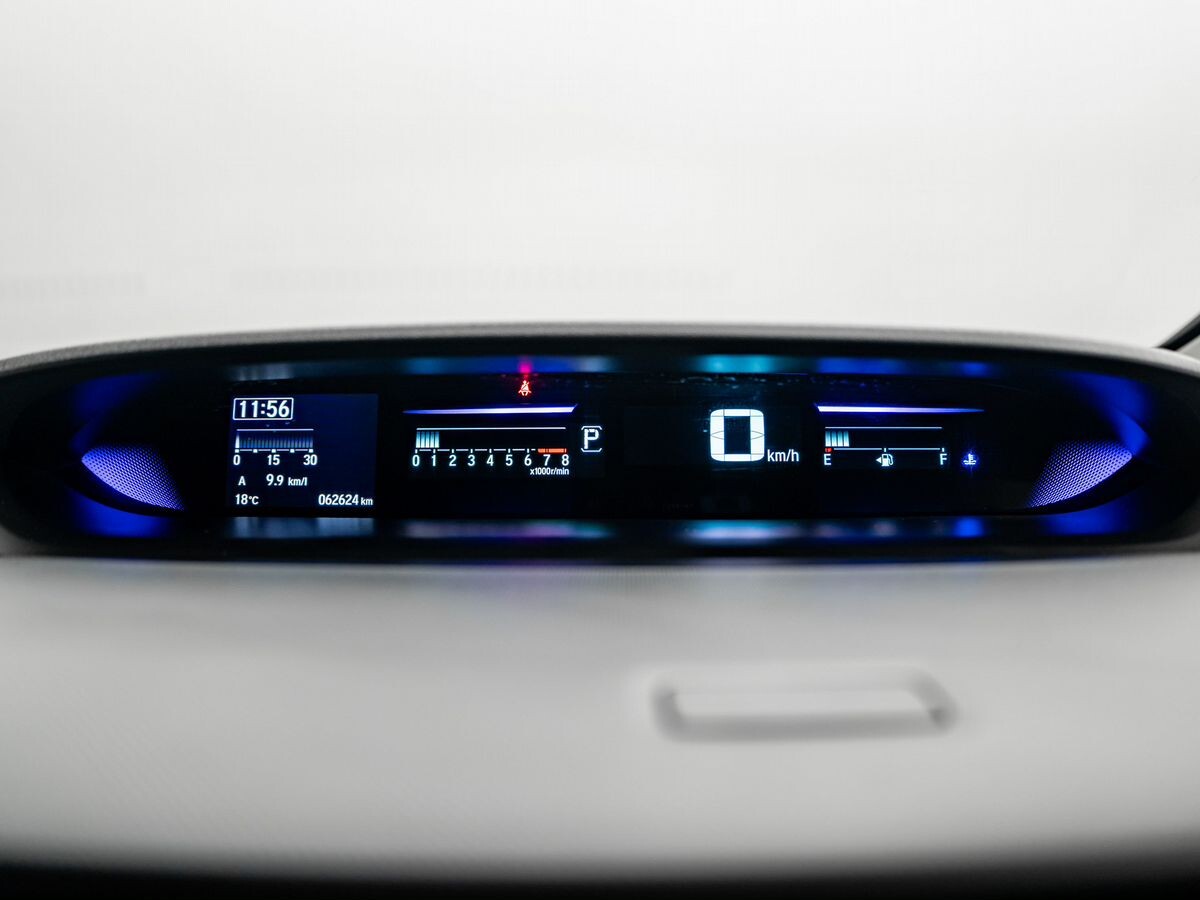 Honda Stepwgn 2019 - фото автомобиля