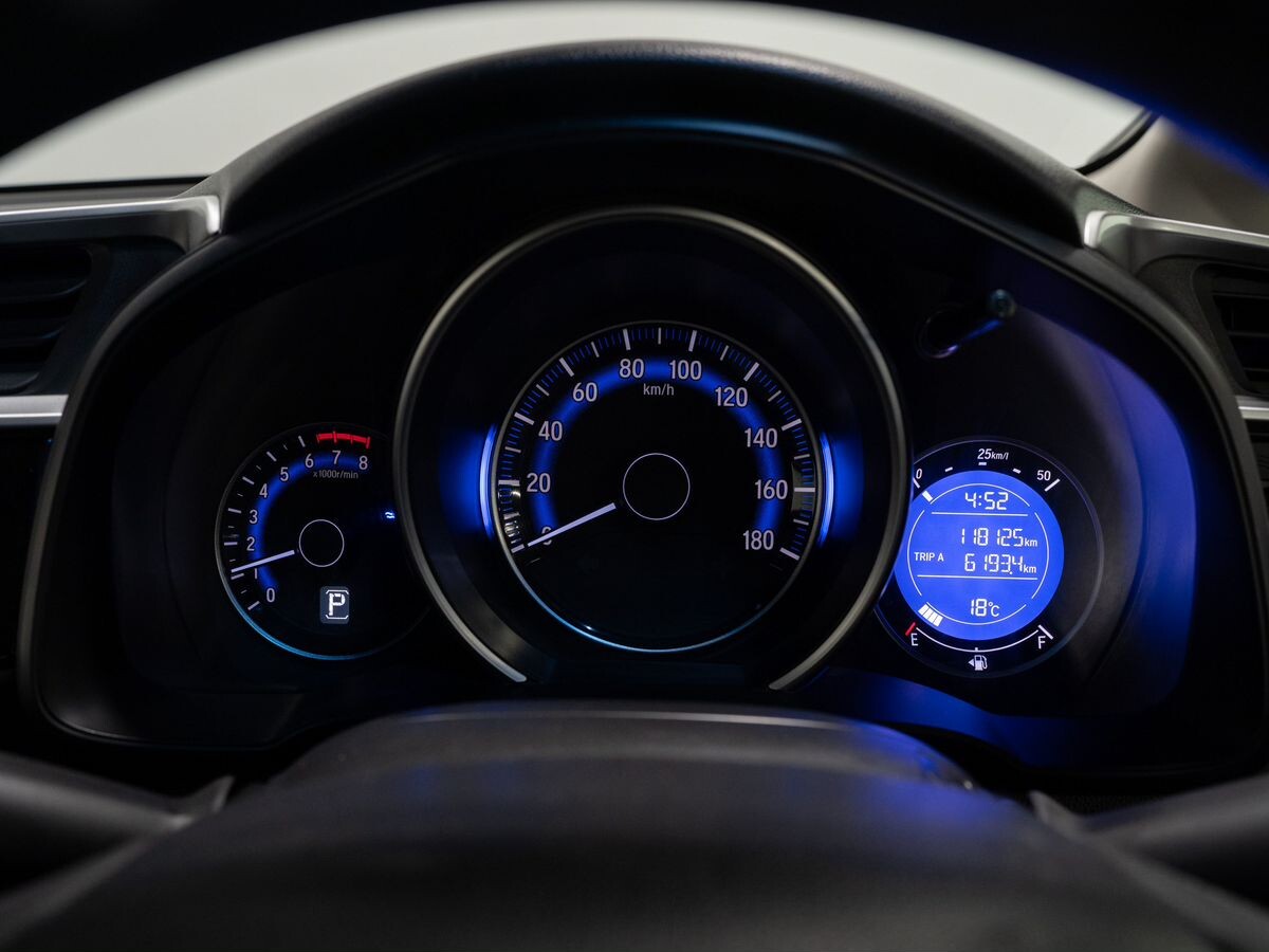 Honda Fit 2013 - фото автомобиля