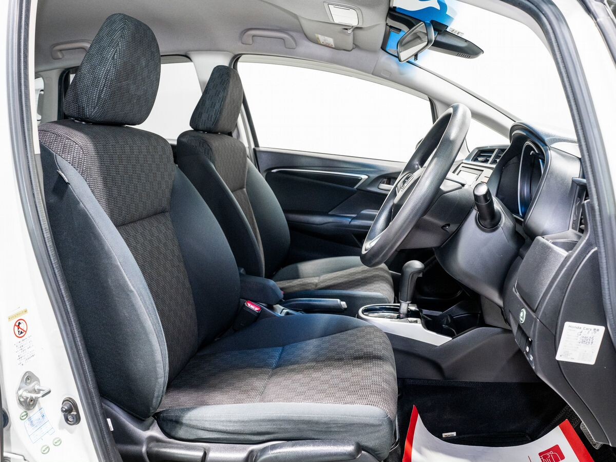 Honda Fit 2013 - фото автомобиля