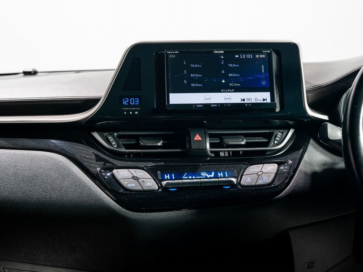 Toyota C-HR 2016 - фото автомобиля