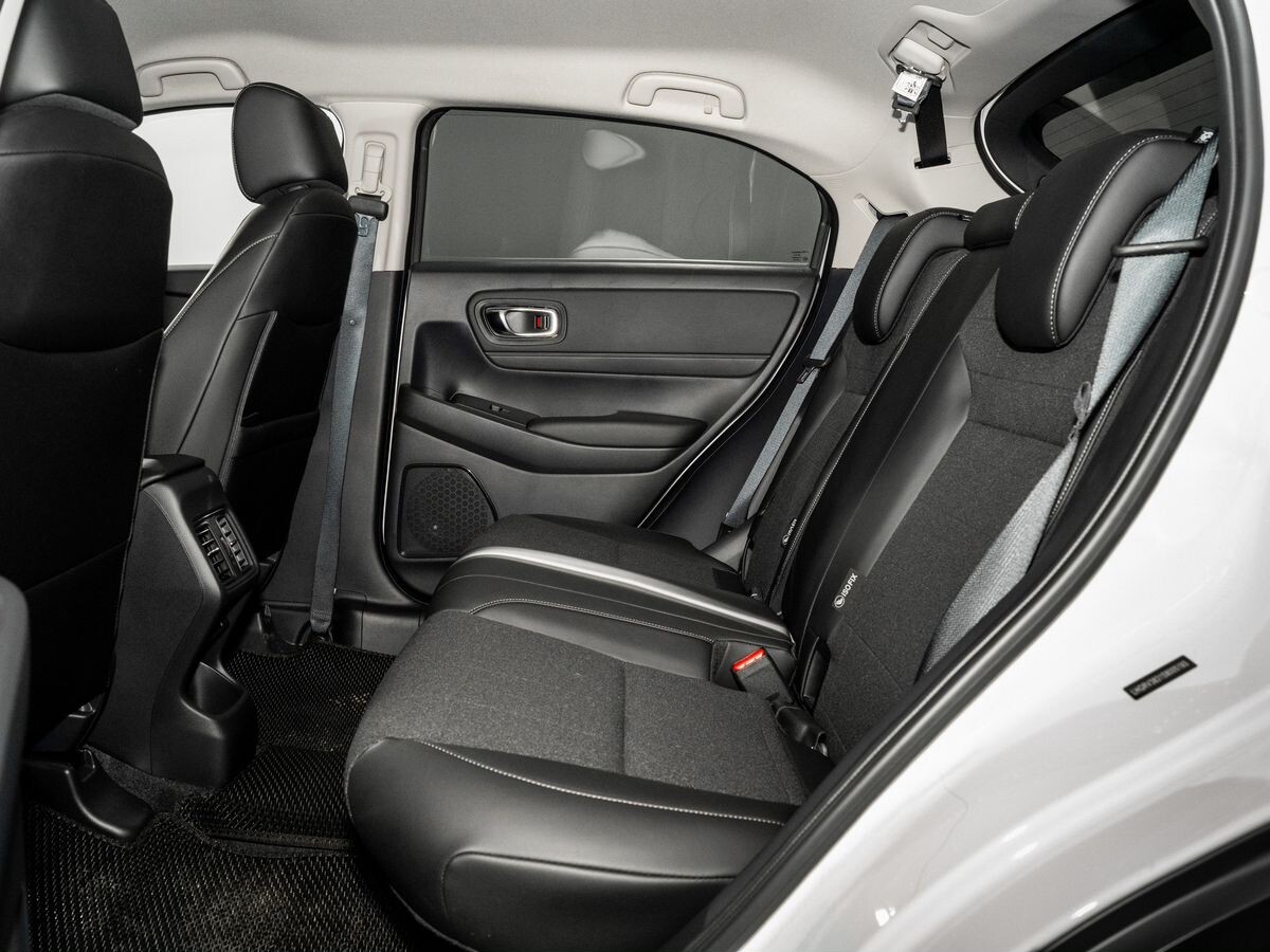 Honda Vezel 2025 - фото автомобиля